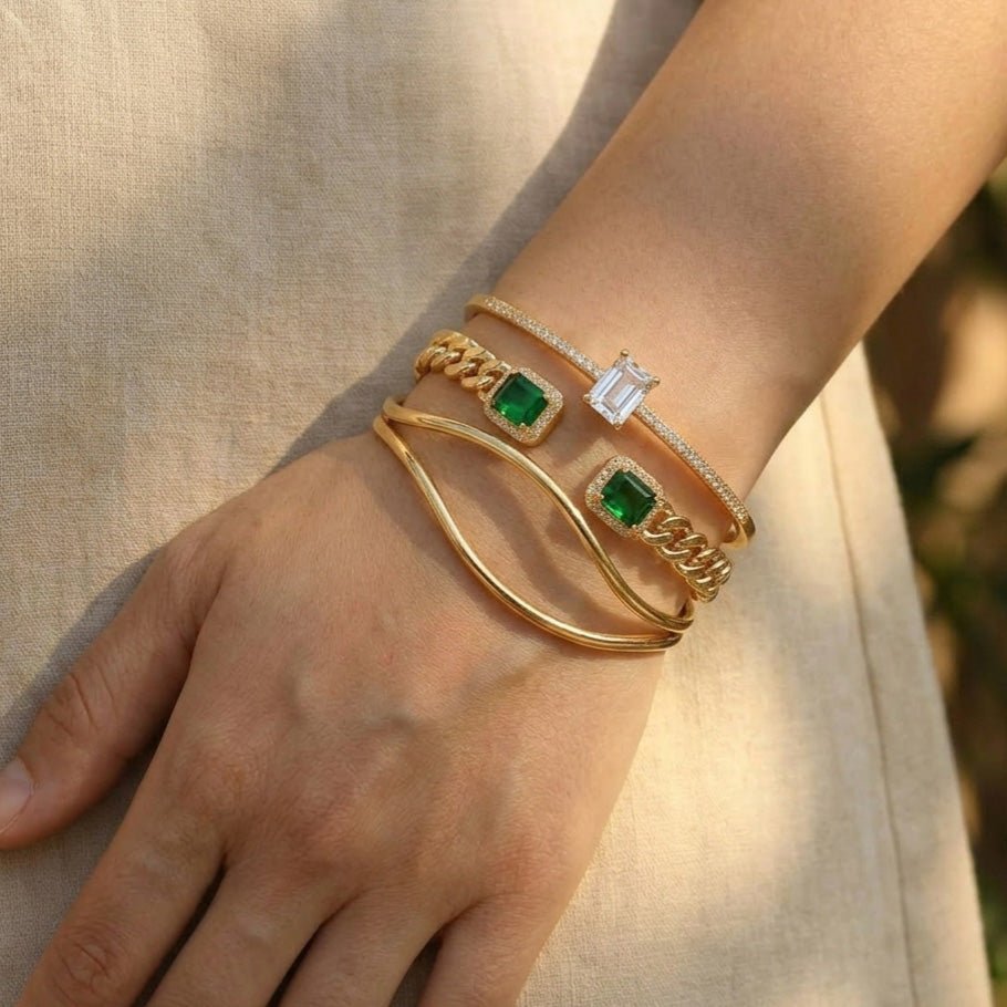 Regal Emerald Bangle Stack - Upakarnaproduct_type