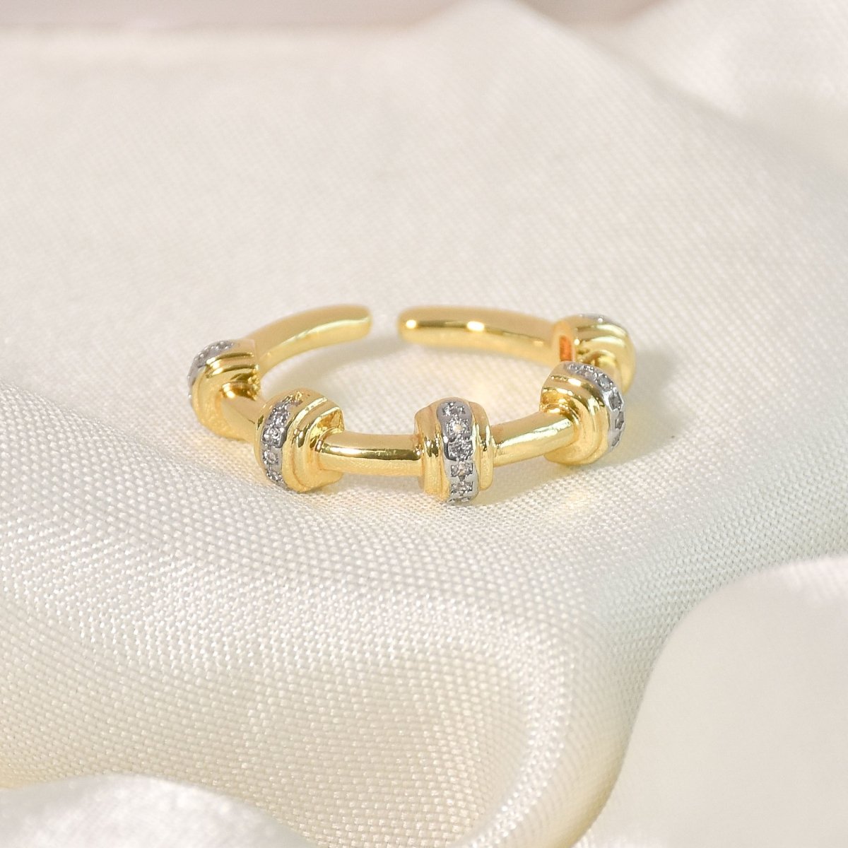 Rhinestone Node Bangle & Ring Set - Upakarnaproduct_type
