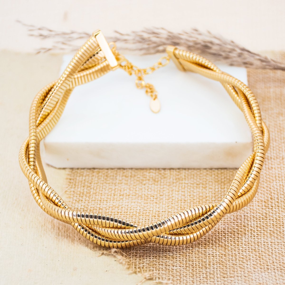 Rope Chunky Triple Layered Choker - Upakarnaproduct_type