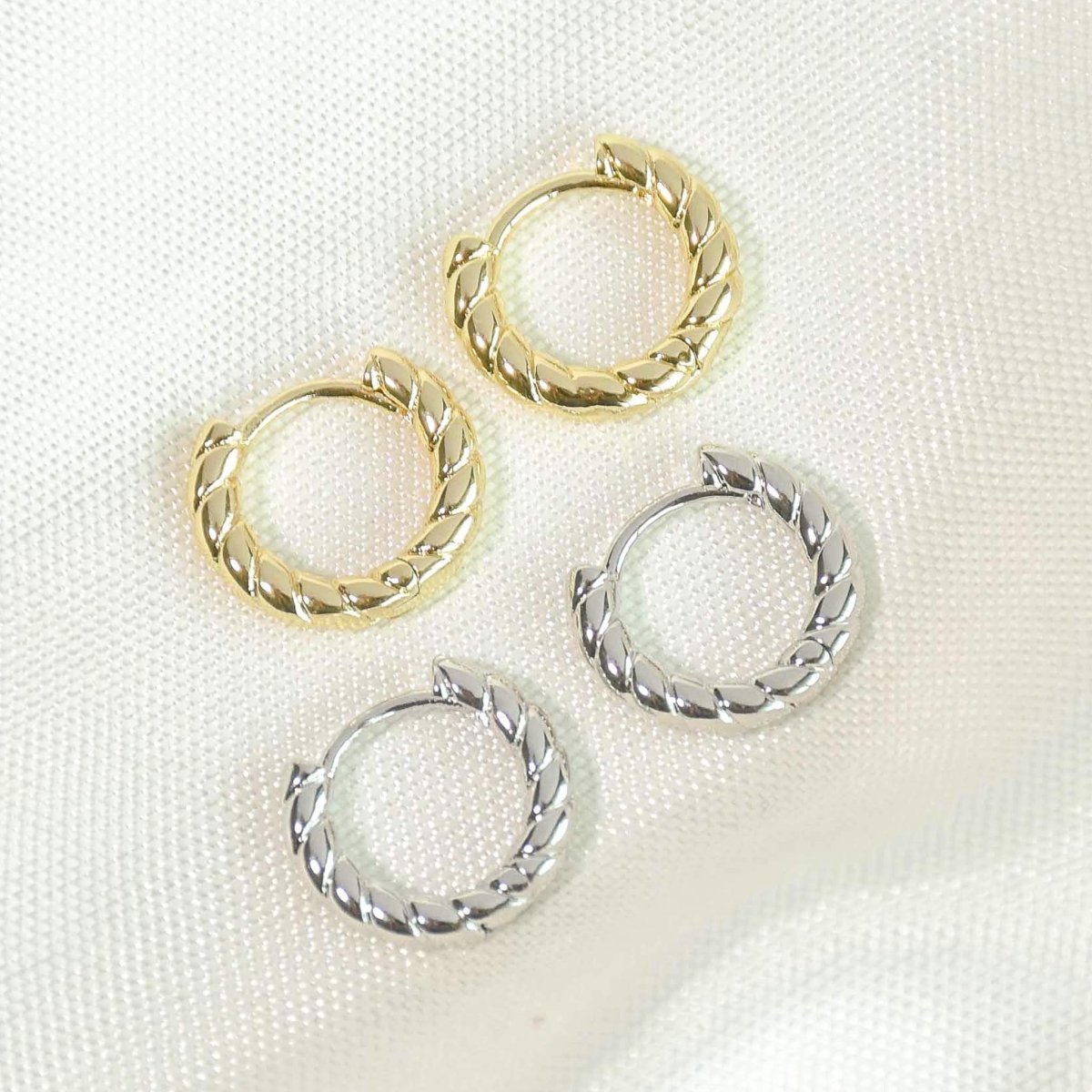 Rope Upper Lobe Hoops - Upakarnaproduct_type