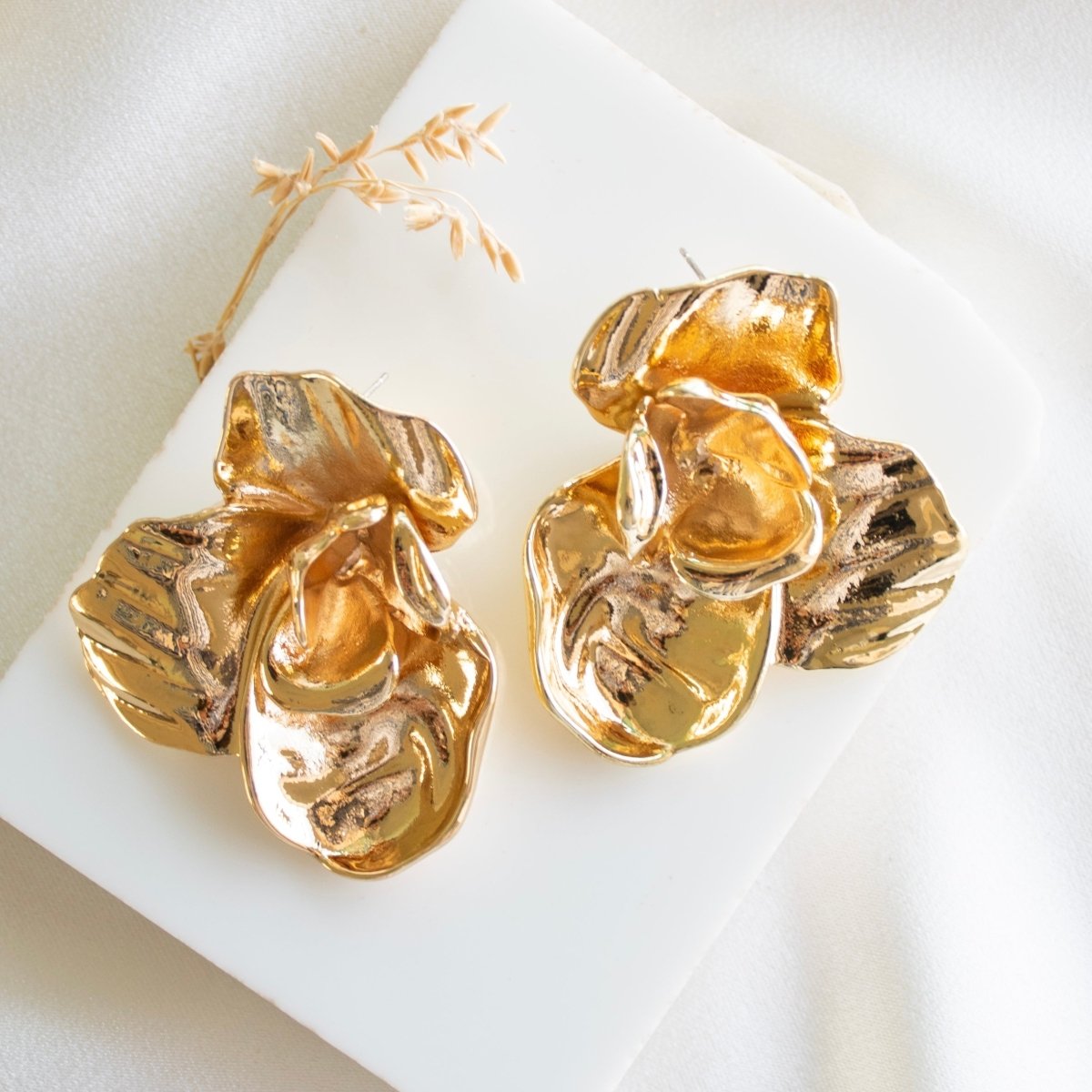 Rose Petal Earrings - Upakarnaproduct_type