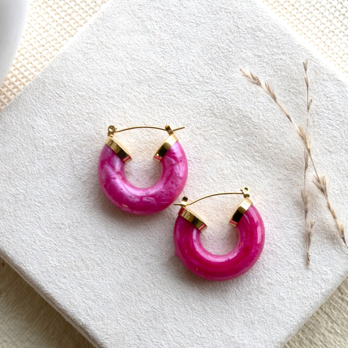 Round Divine Hoops - Upakarnaproduct_type