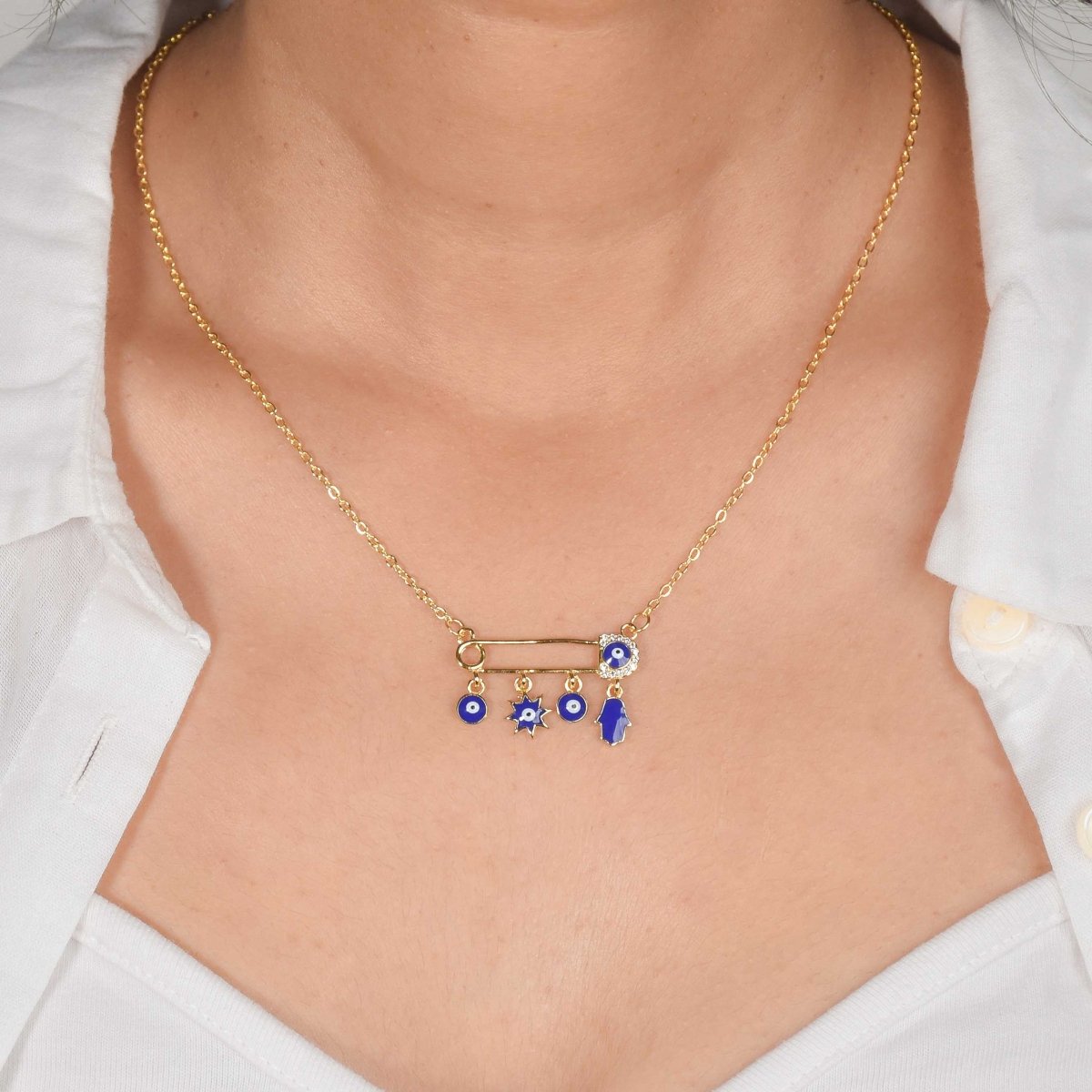 Safety Pin Charm Necklace - Upakarnaproduct_type