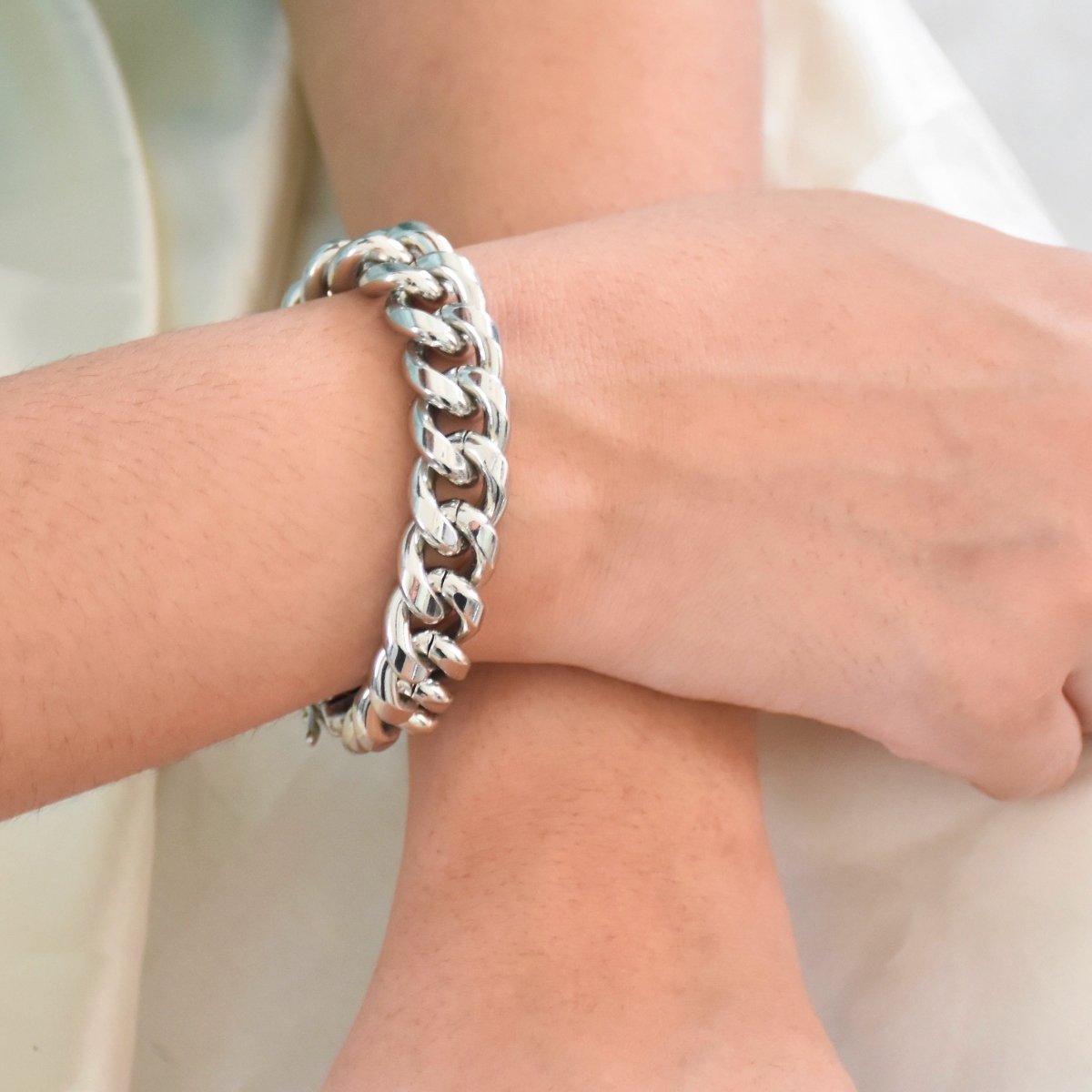 Silver Men Curb Chain Bracelet - Upakarnaproduct_type