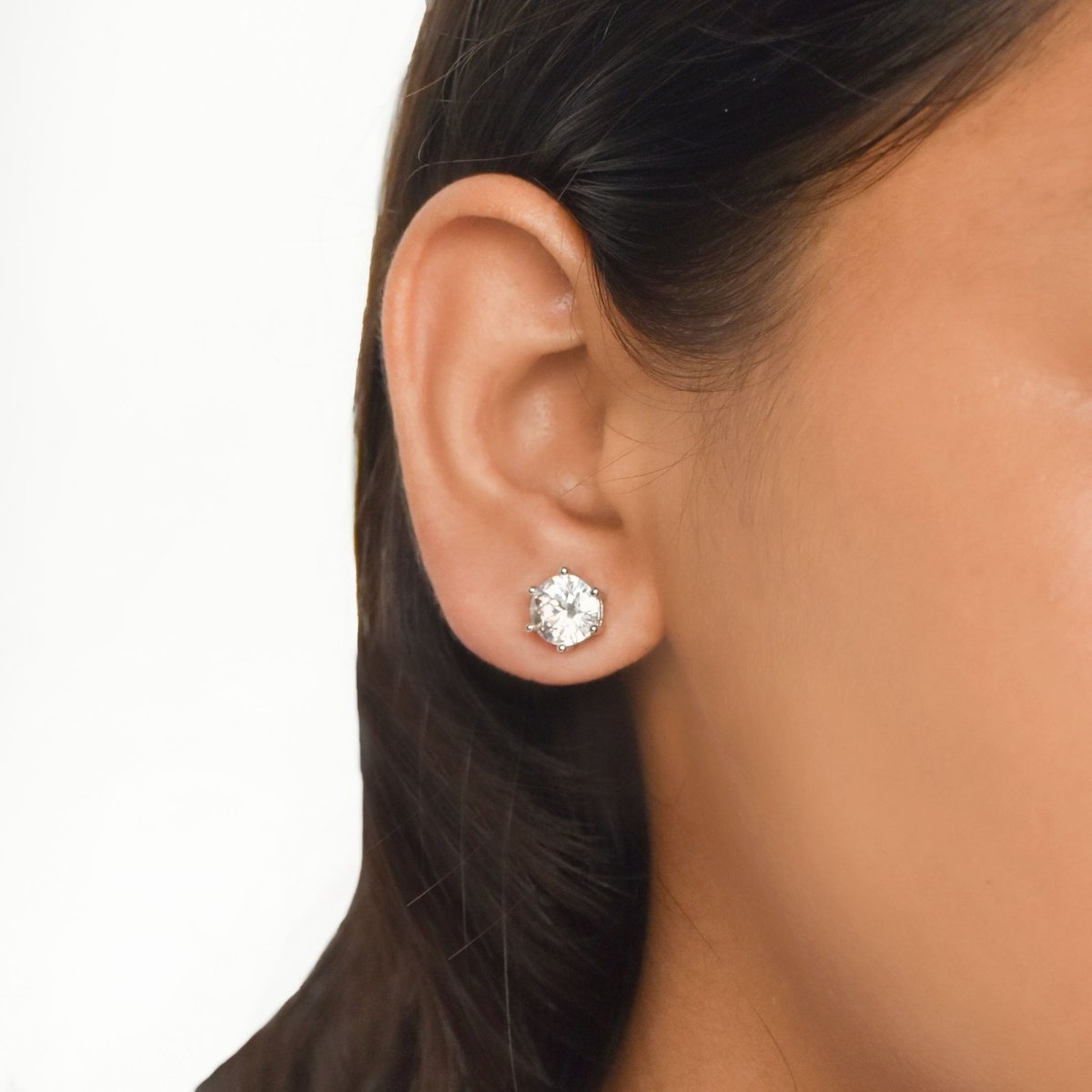 Single Stone Diamond Studs - Upakarnaproduct_type