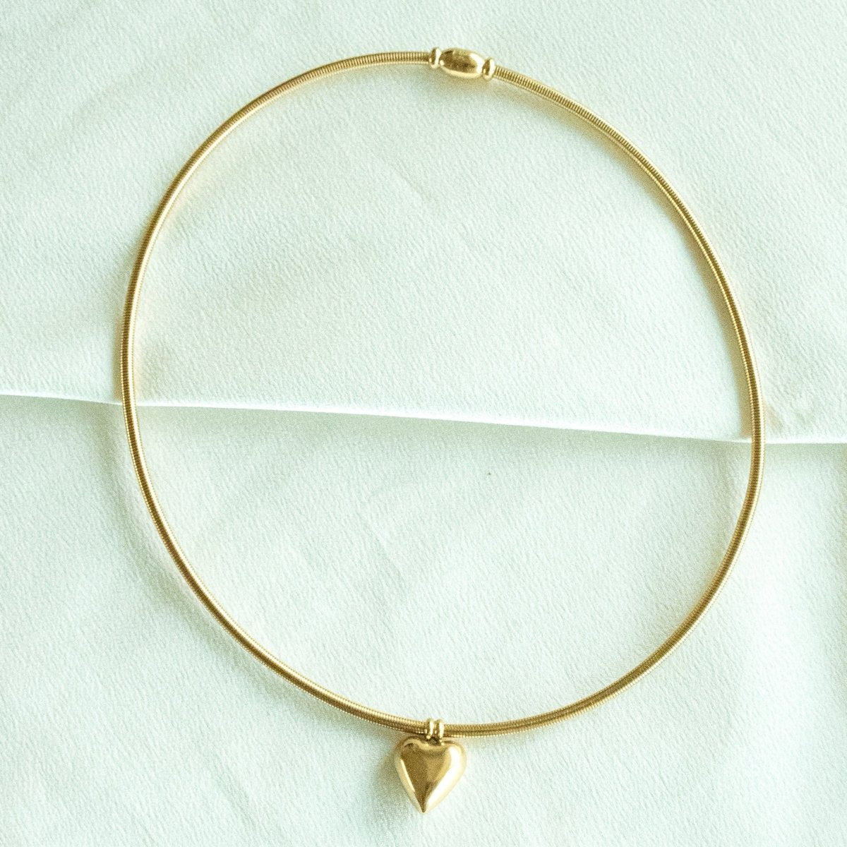 Sleek Heart Necklace - Upakarnaproduct_type