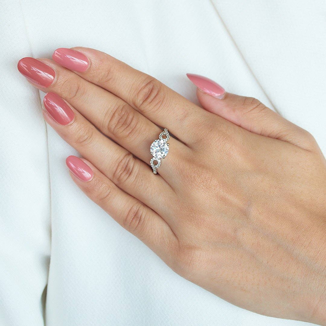 Solitaire Diamond Infinity Ring - Upakarnaproduct_type
