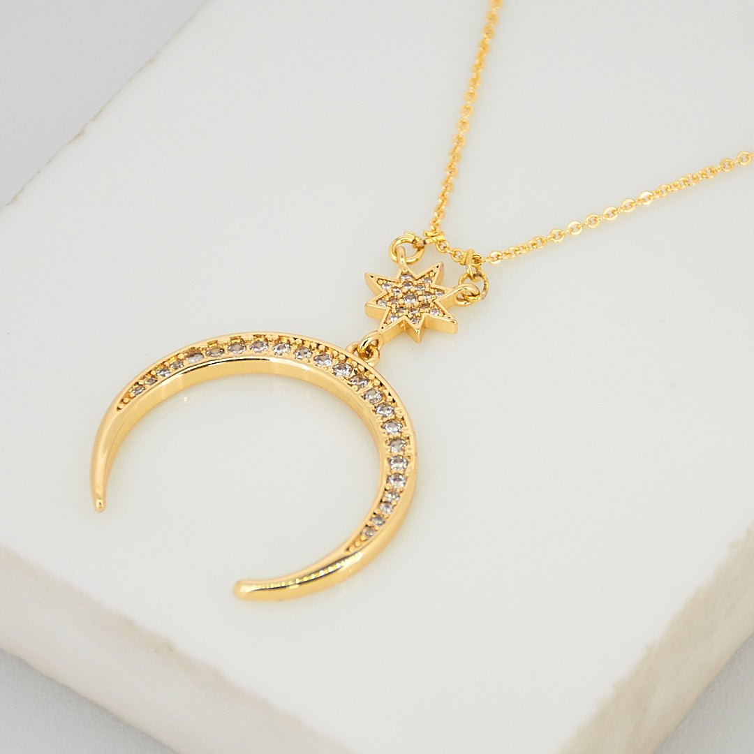 Star Horseshoe Necklace - Upakarnaproduct_type
