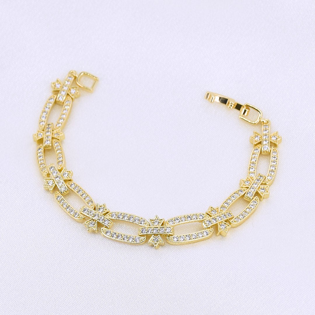 Studded Link Diamond Tennis Bracelet - Upakarnaproduct_type