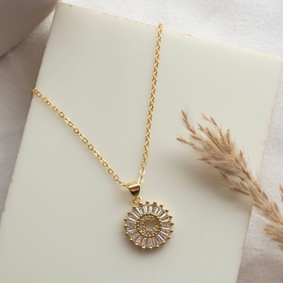 The Personalised Initial Necklace - Upakarnaproduct_type
