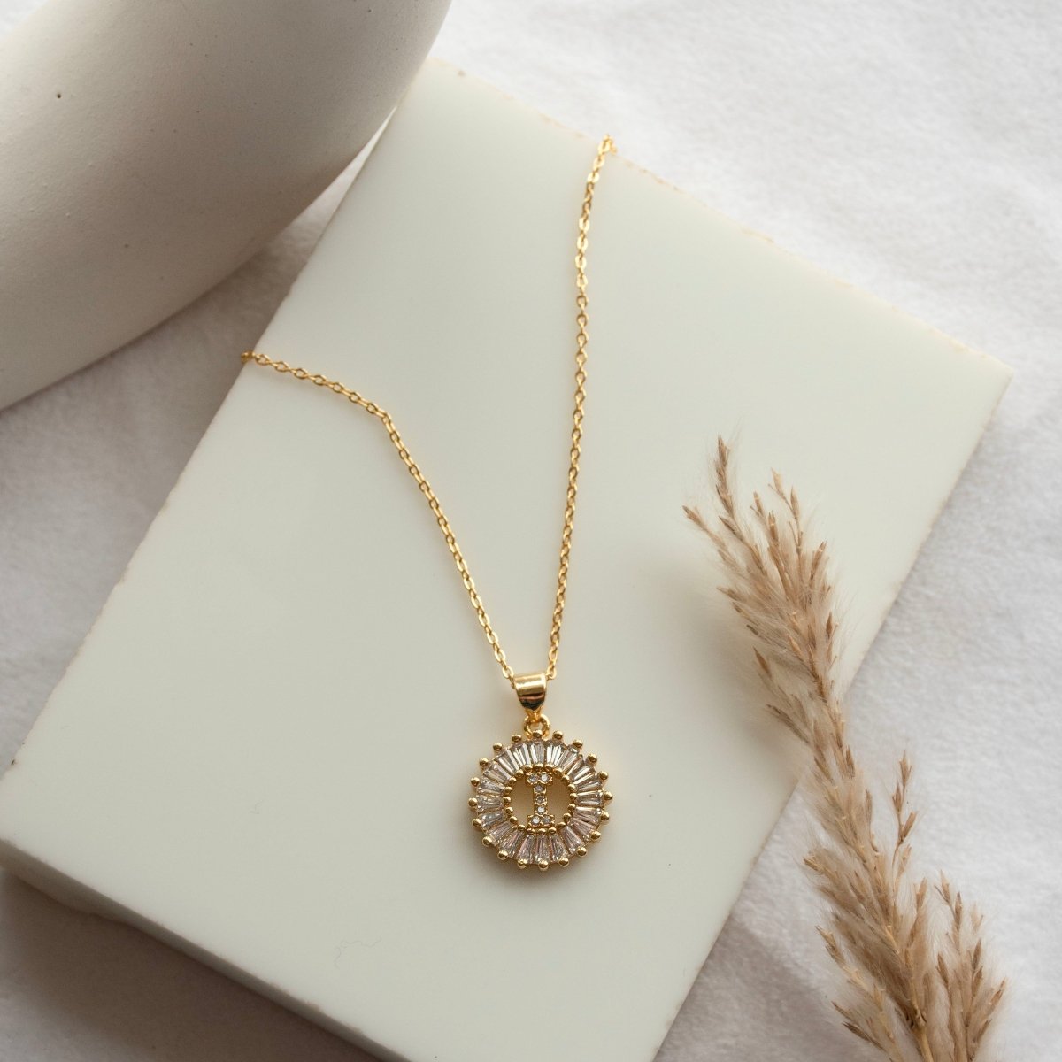 The Personalised Initial Necklace - Upakarnaproduct_type