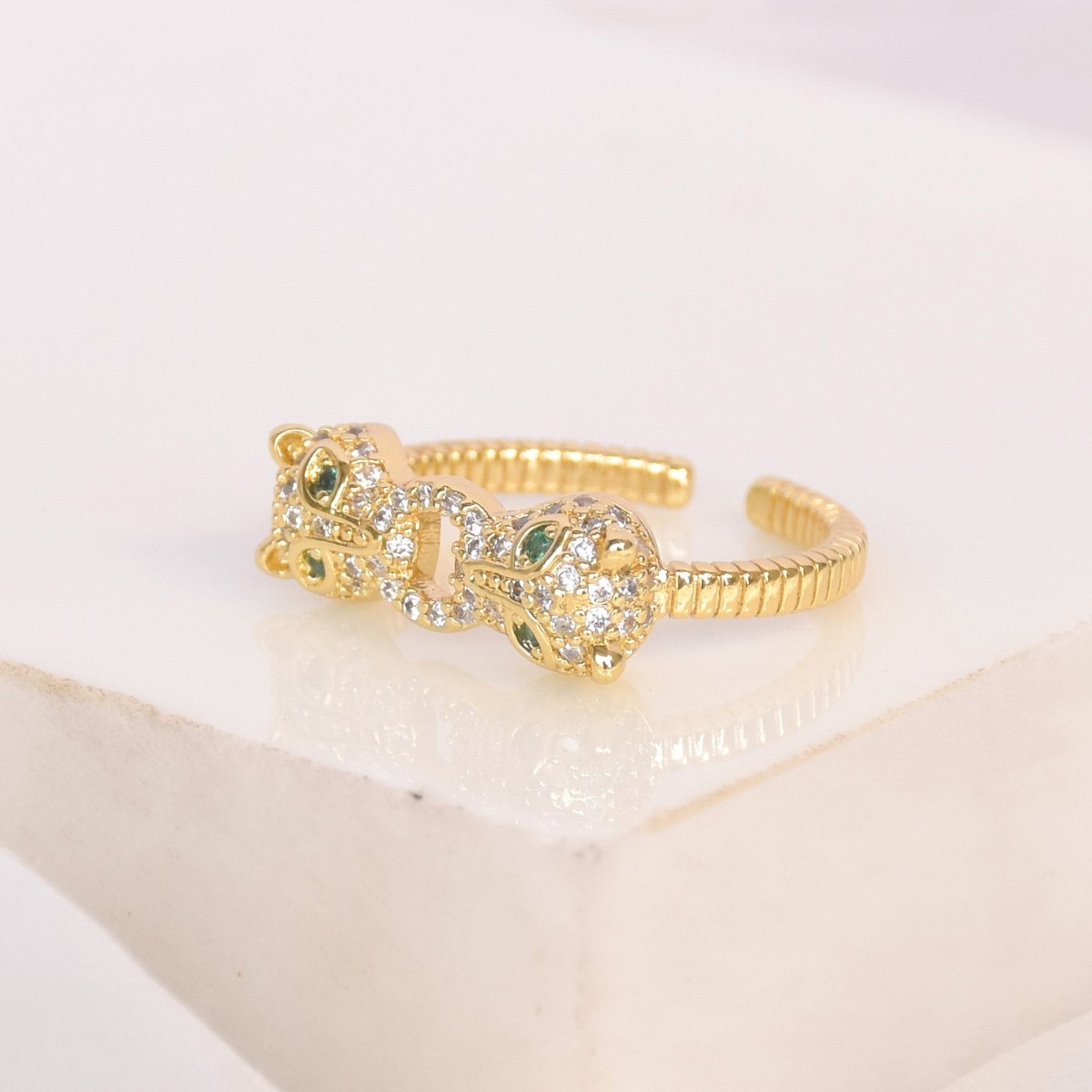 Tiger Loop Ring - Upakarnaproduct_type