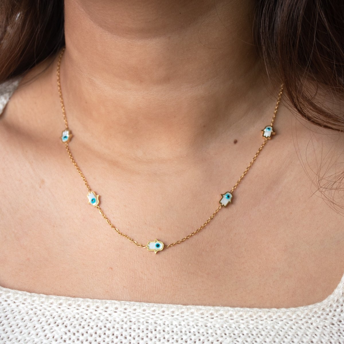 Tiny Evil Eye Hamsa Necklace - Upakarnaproduct_type