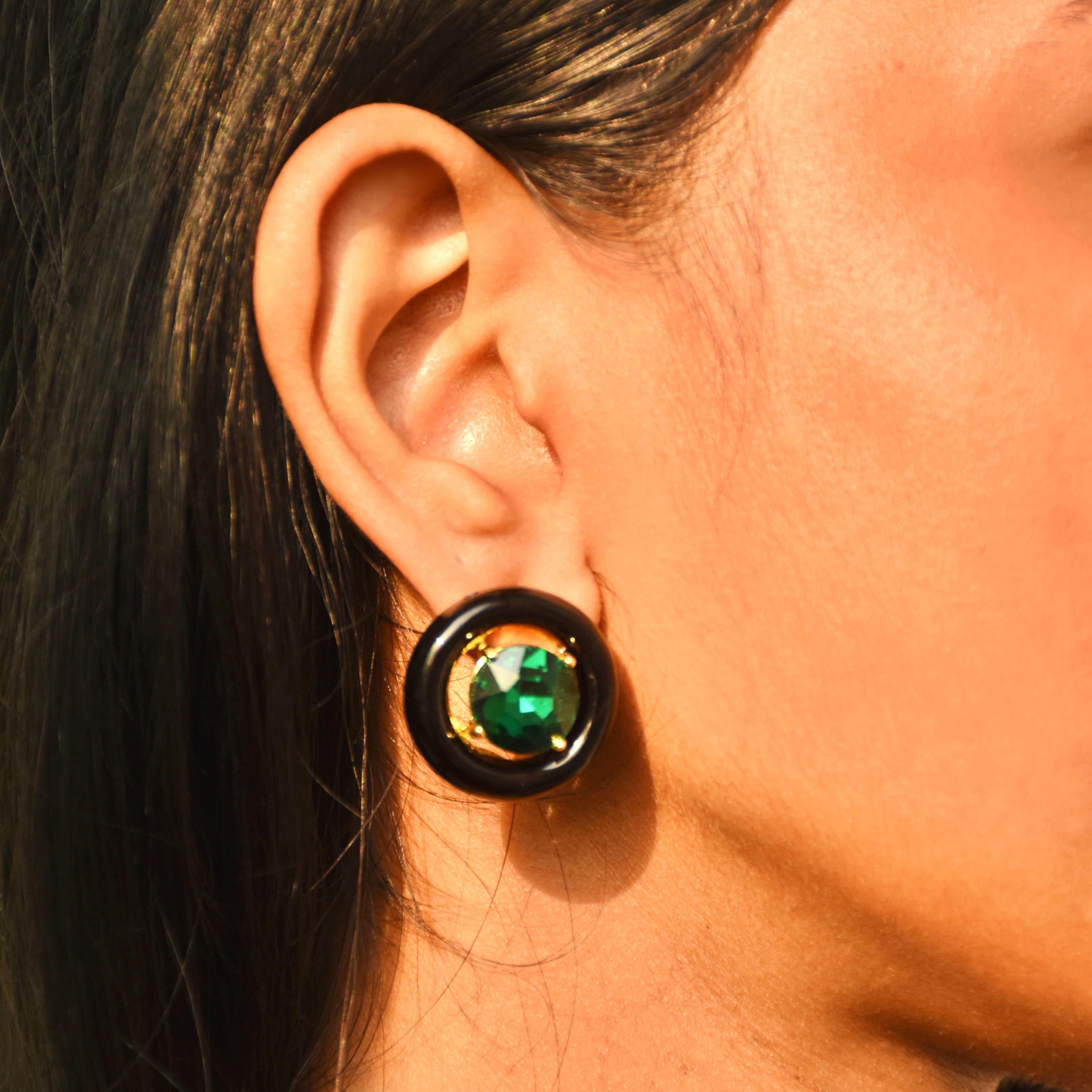 Emerald Noir Circlet Earrings