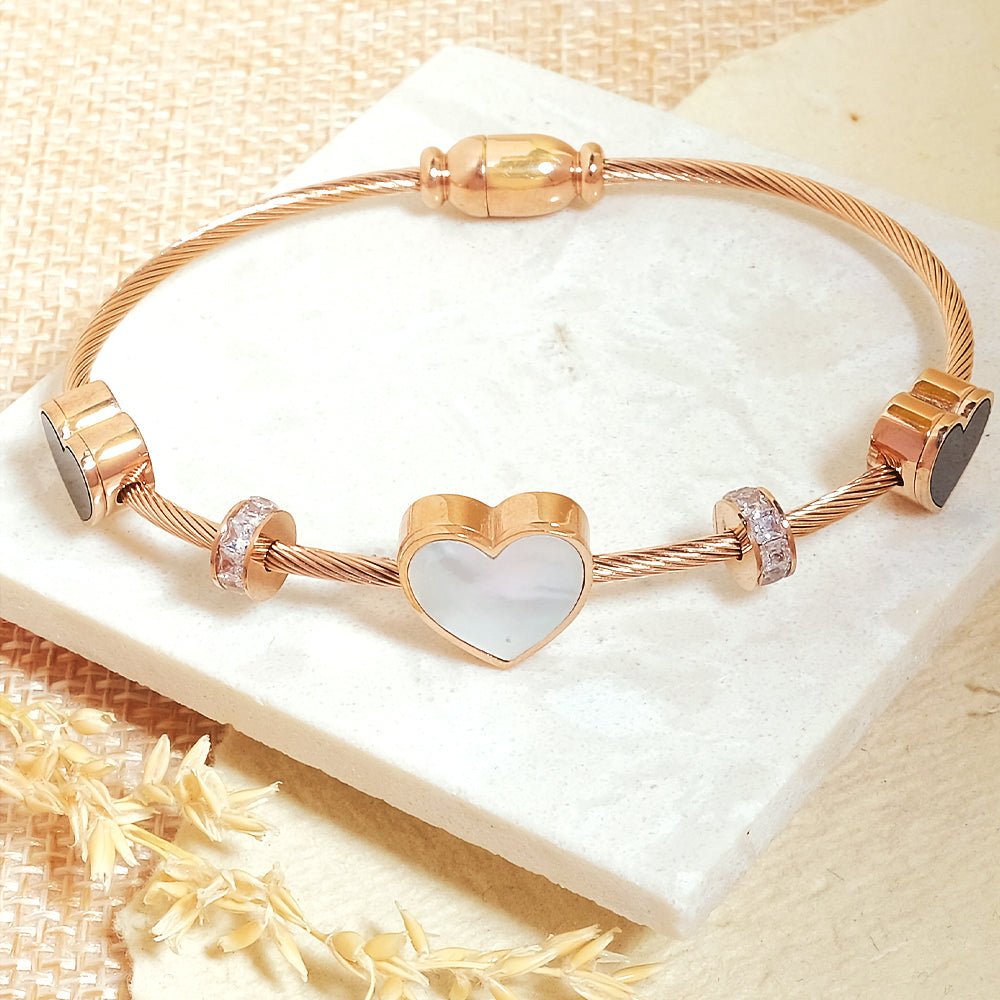 Classic Heart Bangle - Upakarnaproduct_type