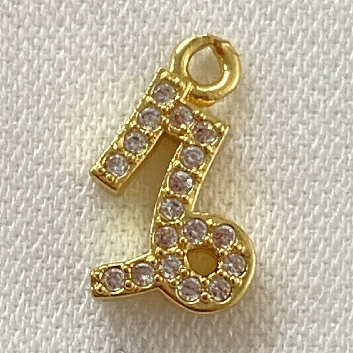 Dainty Star Sign Necklace - Upakarnaproduct_type