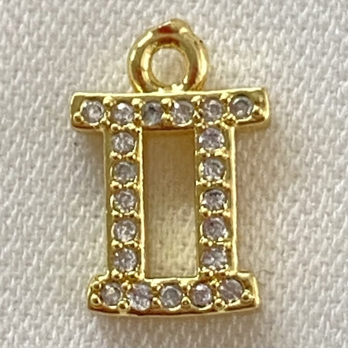 Dainty Star Sign Necklace - Upakarnaproduct_type