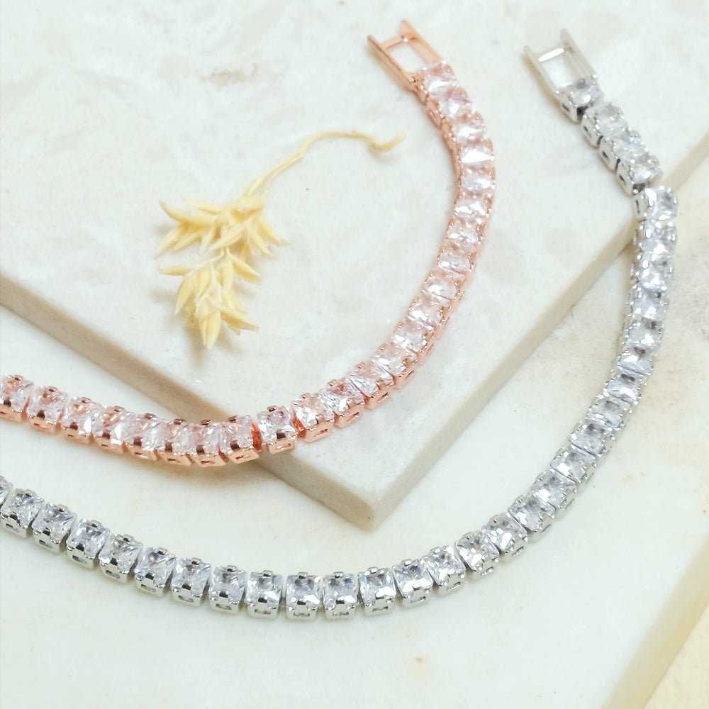 Tennis Bracelet - Upakarnaproduct_type